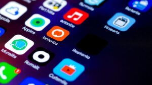 os-riscos-de-apps-falsos-como-se-proteger